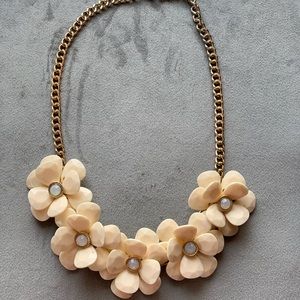 Flower necklace